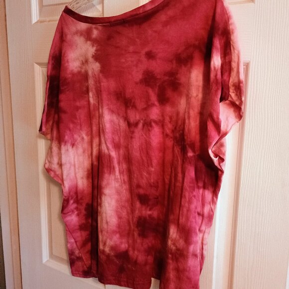 Rue + Burgundy Tie Dye Womens Top, 1X, Rip Front, New - Picture 4 of 4